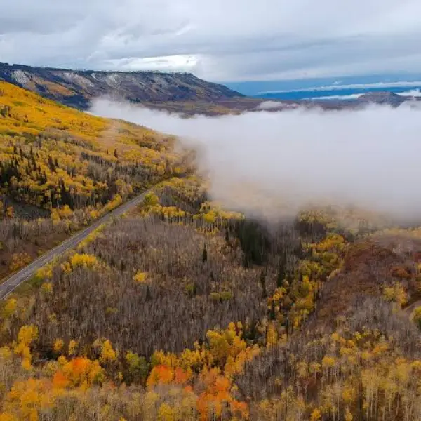 9 Destinations for Stunning Fall Leaves in the US