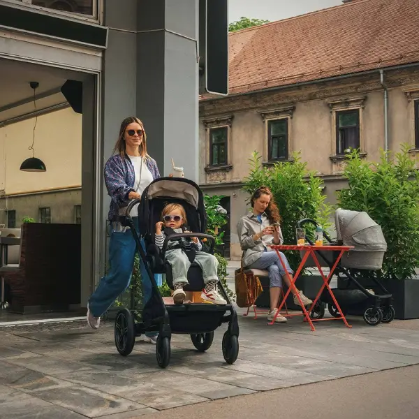 NUNA TRIV NEXT REVIEW: 8 REASONS WE CHOSE THIS POPULAR STROLLER