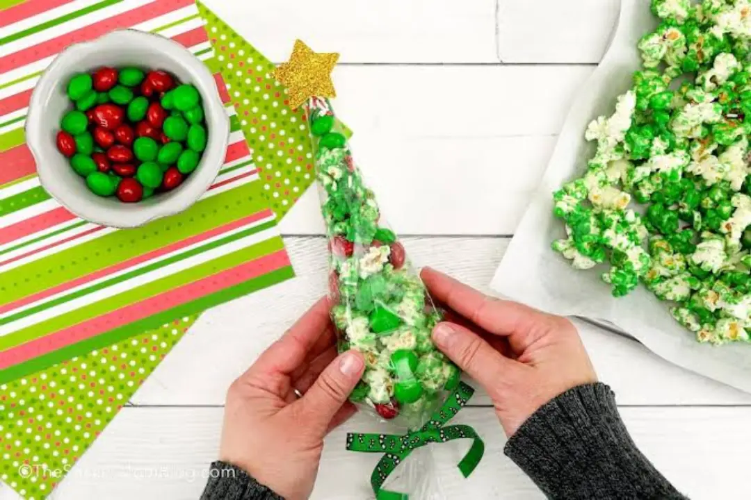 Popcorn Christmas Trees
